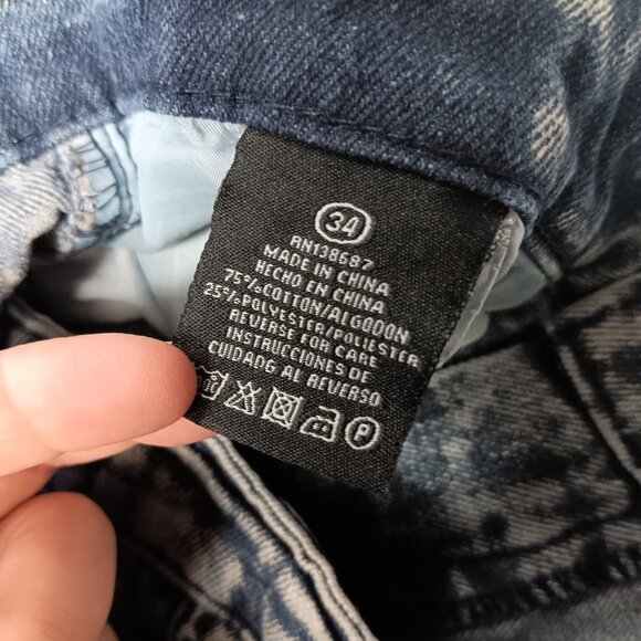 Blue Acid Wash Zipper Accent Straight Leg Jeans Size 34 - Picture 5 of 14